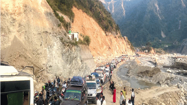 बीपी राजमार्गमा पूर्णरूपमा यातायात सञ्चालन गर्न अनुमति